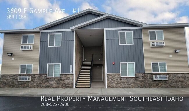 Building Photo - Brand New & Modern 3 Bedroom, 1 Bathroom -...