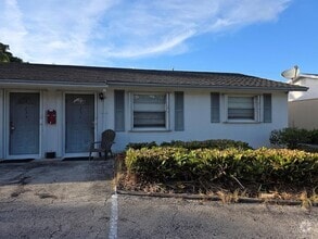 Building Photo - 231 Hibiscus St