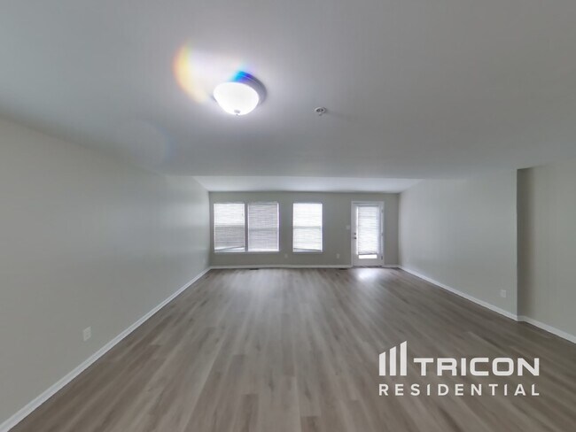 Foto del edificio - 4839 Limestone Ct