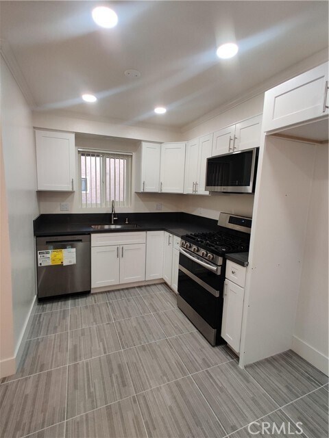 Foto del edificio - 1030 Winchester Ave