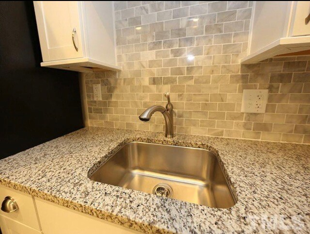 Building Photo - 1007 Wave Rd