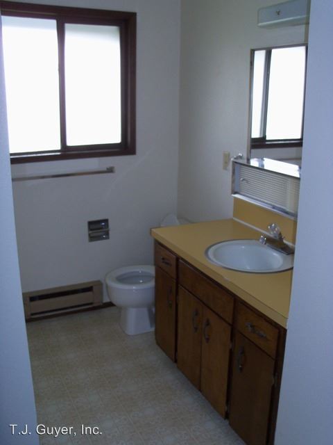 Foto del edificio - 514 N Medcalf Ln