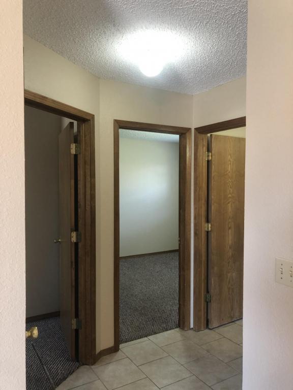 Building Photo - 1499 Grover Lane