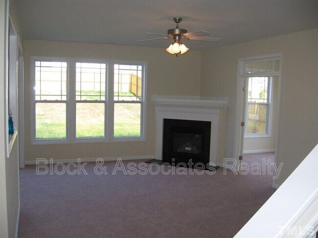 Foto del edificio - 4024 Patriot Ridge Ct