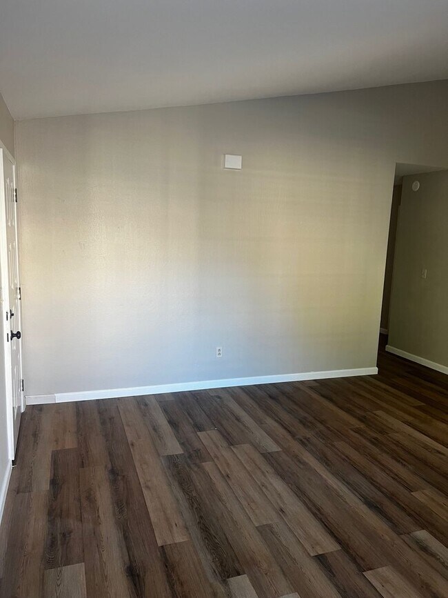 Foto del edificio - 3 Bedroom/2 Bathroom Single Story Home In ...