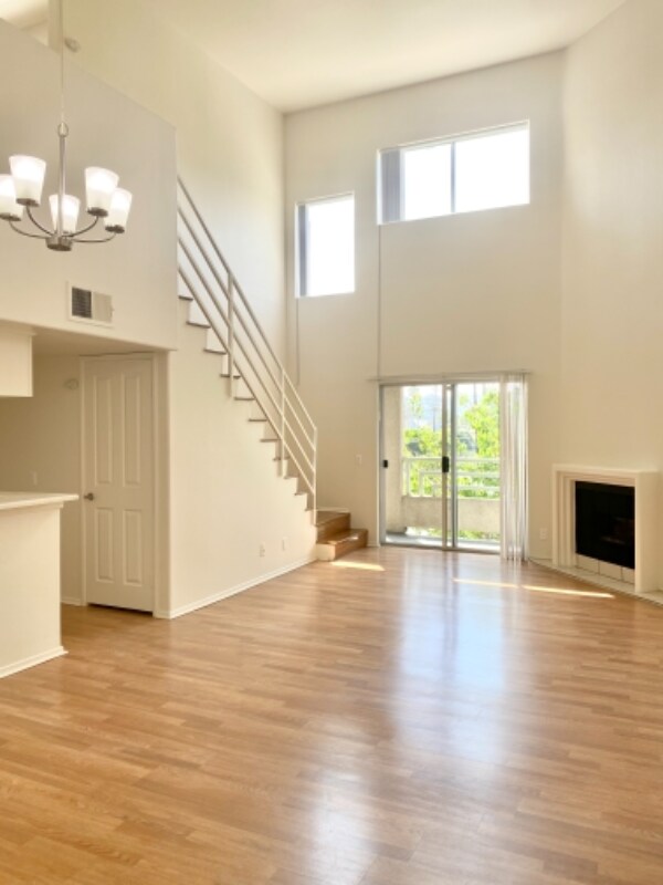 5405 Kester Ave Unit 201, Los Angeles, CA 91411 Room for Rent in Los