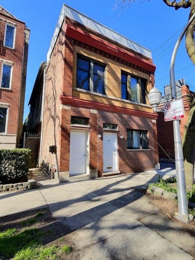 4 bedroom in Chicago IL 60657 - 4 bedroom in Chicago IL 60657 Apartment