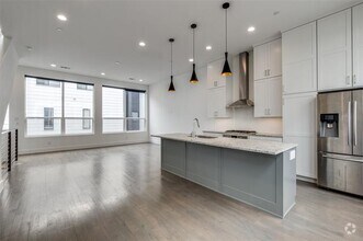 Building Photo - 5927 Lindell Ave