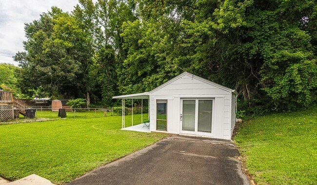 Foto del edificio - Cozy 2BD/2BTH in South Knoxville