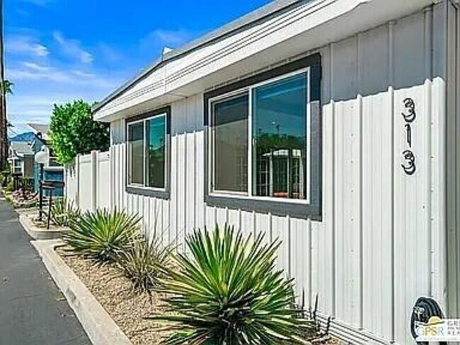 Foto del edificio - 313 Kona Ln