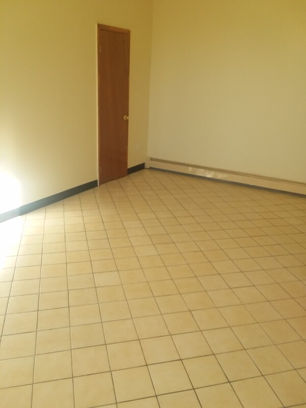 Primary Photo - 440 S 4th Ave