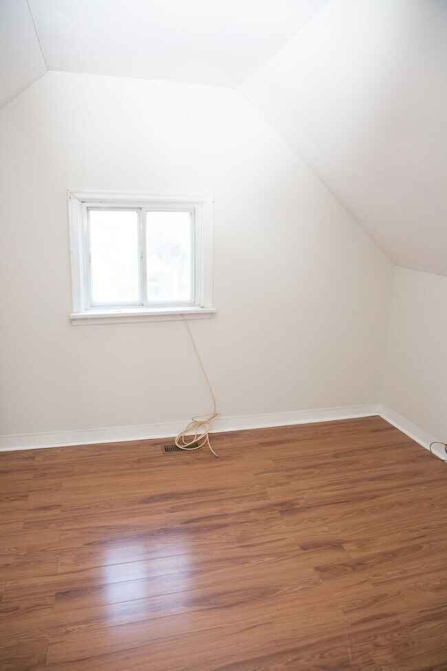 Photo du bâtiment - 67 McDonald Ave