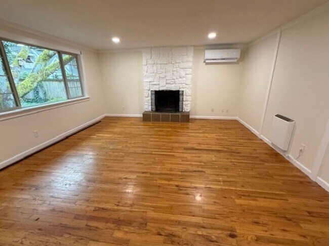 Foto del edificio - 18021 SW Tualata Ave