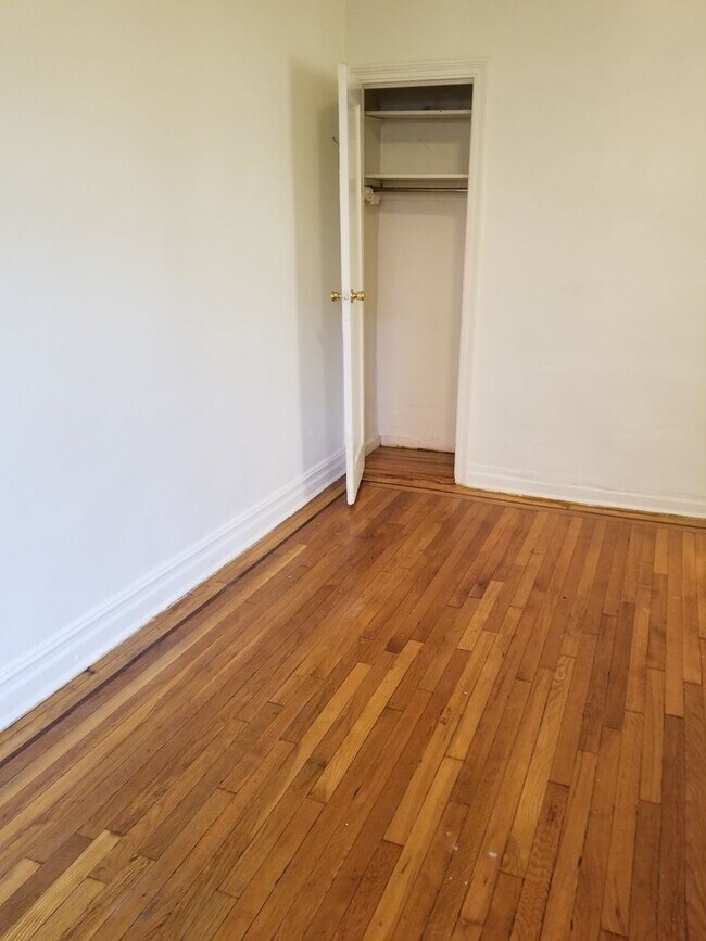 Foto del edificio - 2274 2nd Ave