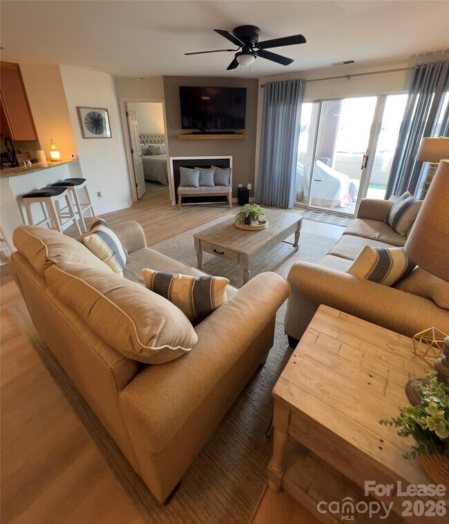 Foto del edificio - 18629 Vineyard Point Ln