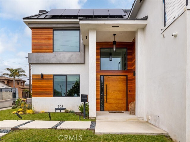 Building Photo - 928 Eucalyptus Dr