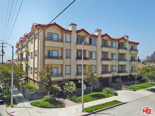 Primary Photo - 601 N Serrano Ave