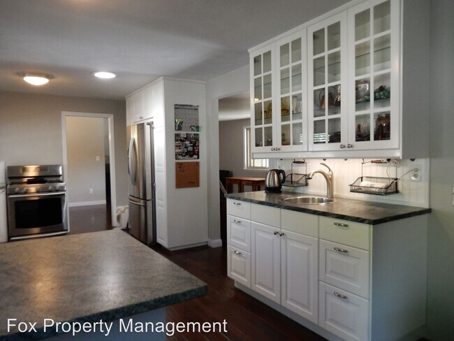 Foto del edificio - 4 br, 2.5 bath House - 2340 Atwood St