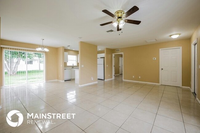 Foto del edificio - 1917 Kester Ave