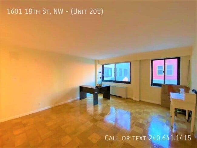 Photo - 1601 18th St NW House