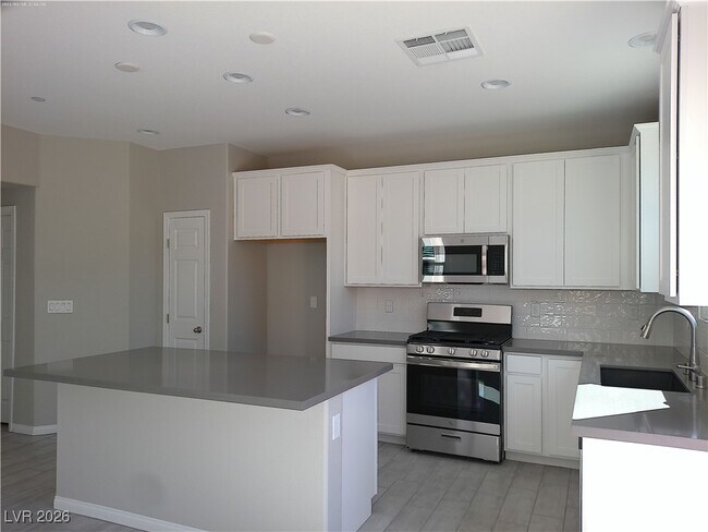 Building Photo - 6607 Dove Pt Pl