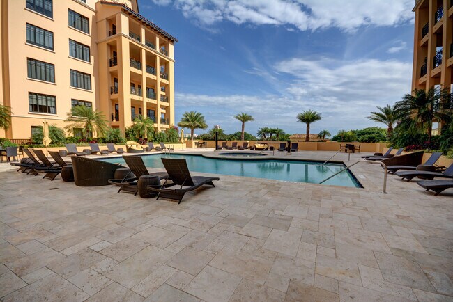 Foto del edificio - 200 E Palmetto Park Rd