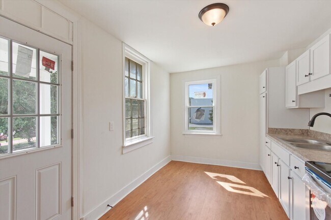 Foto del edificio - Bright 3 Bedroom, 1.5 Bath Home in York, Pa!