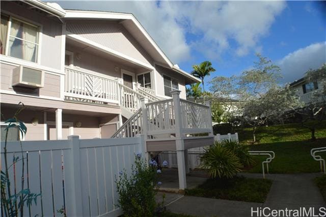 Building Photo - 95-1051-1051 Kaapeha St