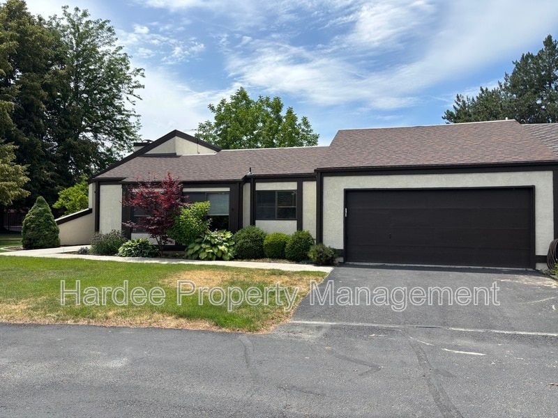 Primary Photo - 9903 W Westview Dr