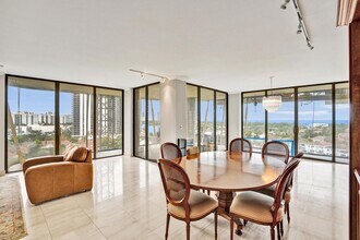 Building Photo - 19355 Turnberry Way