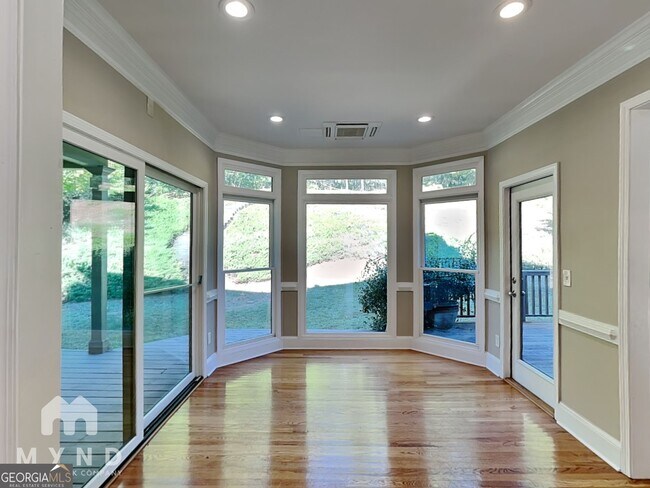 Foto del edificio - 12515 Magnolia Cir