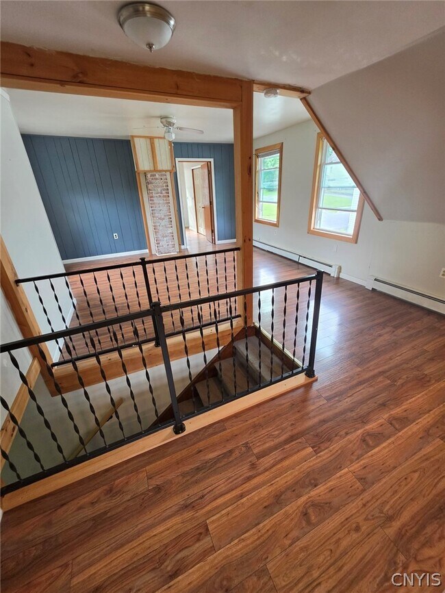 Foto del edificio - 157 N Meadow St