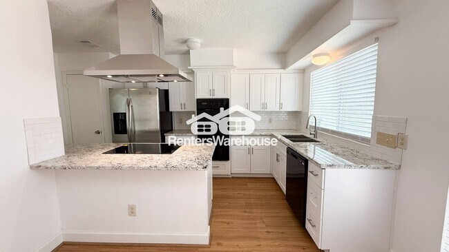 Foto del edificio - 12463 Windy Wisp Ln
