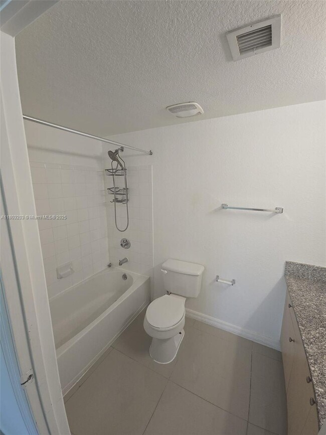 Building Photo - 2501 Centergate Dr