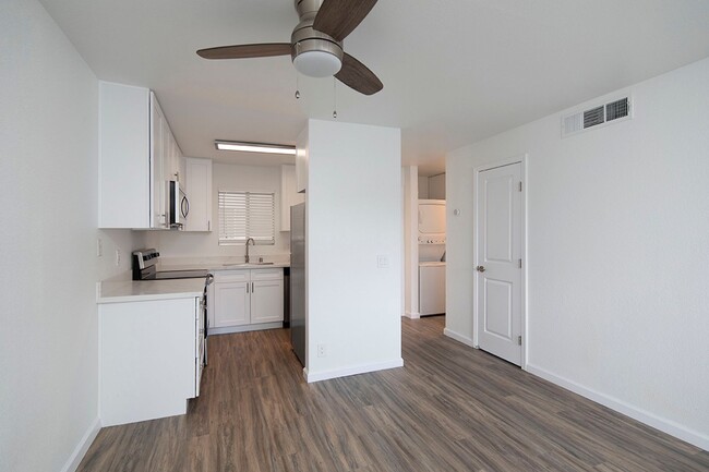 Interior Photo - Golden Pacific Apartments