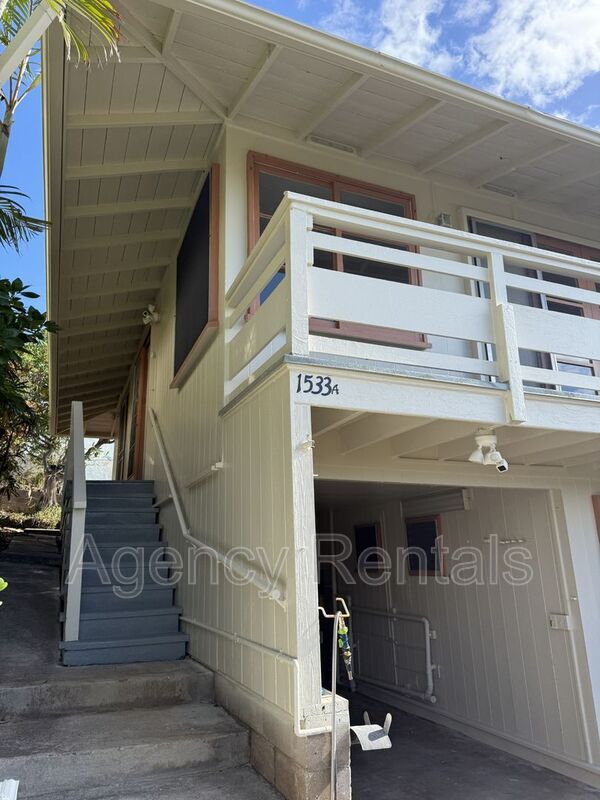 Building Photo - 1533 Pualele Pl