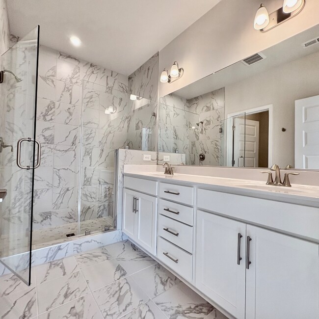 Foto del edificio - 4450 Dominion Frst Cir