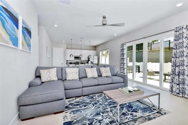 Foto del edificio - 7740 Sandy Ridge Dr
