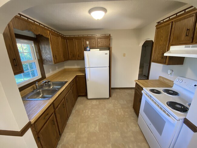 Foto del edificio - 355 S Greensburg St