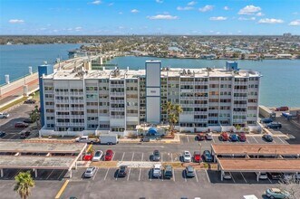 Building Photo - 500 Treasure Island Causeway