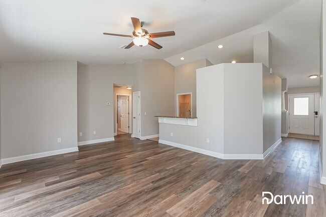 Building Photo - 4356 Lightfoot St