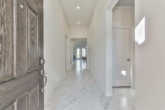 Foto del edificio - 25206 Farmdale Ln
