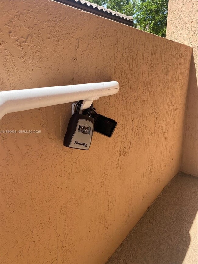 Building Photo - 17021 SW 96th St