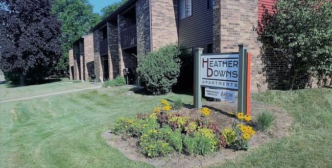 Foto del edificio - Heather Downs Apartments