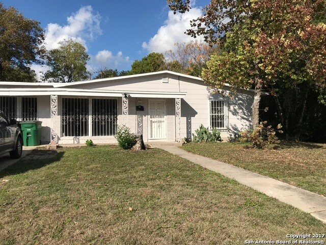 Primary Photo - 347 Cherry Ridge Dr