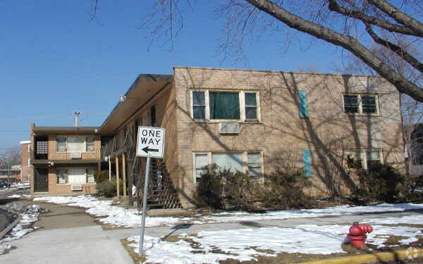 Foto principal - 3004 E 79th Pl