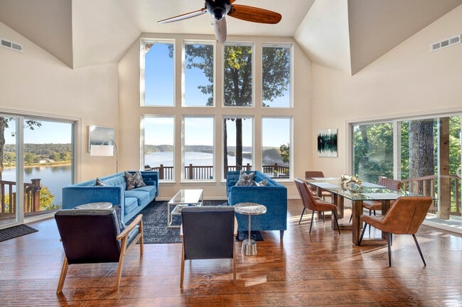 Building Photo - 15100 Railroad Cut Rd