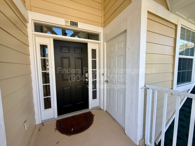 Foto del edificio - 330 N Shore Cir