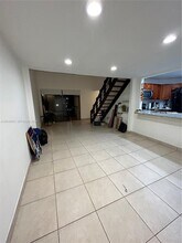 Building Photo - 9421 Fontainebleau Blvd