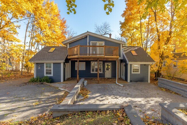 Foto del edificio - 270 S Center St